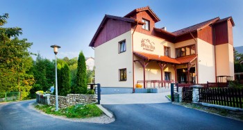 Penjsonat Śnieżka SPA*** Karpacz